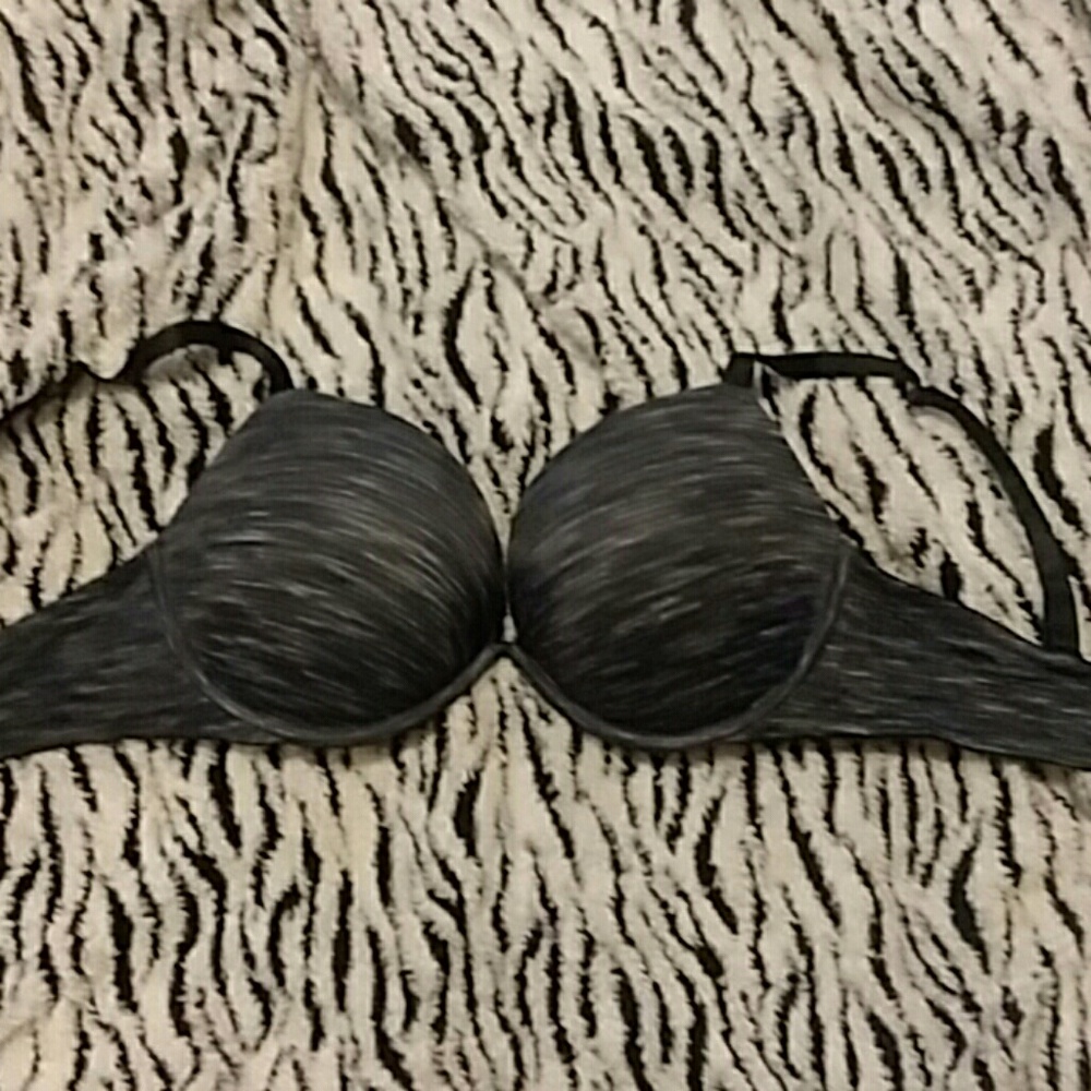 vs bra